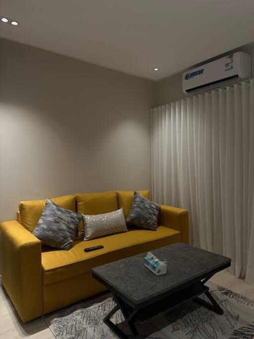 ستديو فاخر بموقع مميز Apartment *